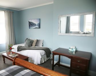 The Gables B&B - פיקטון