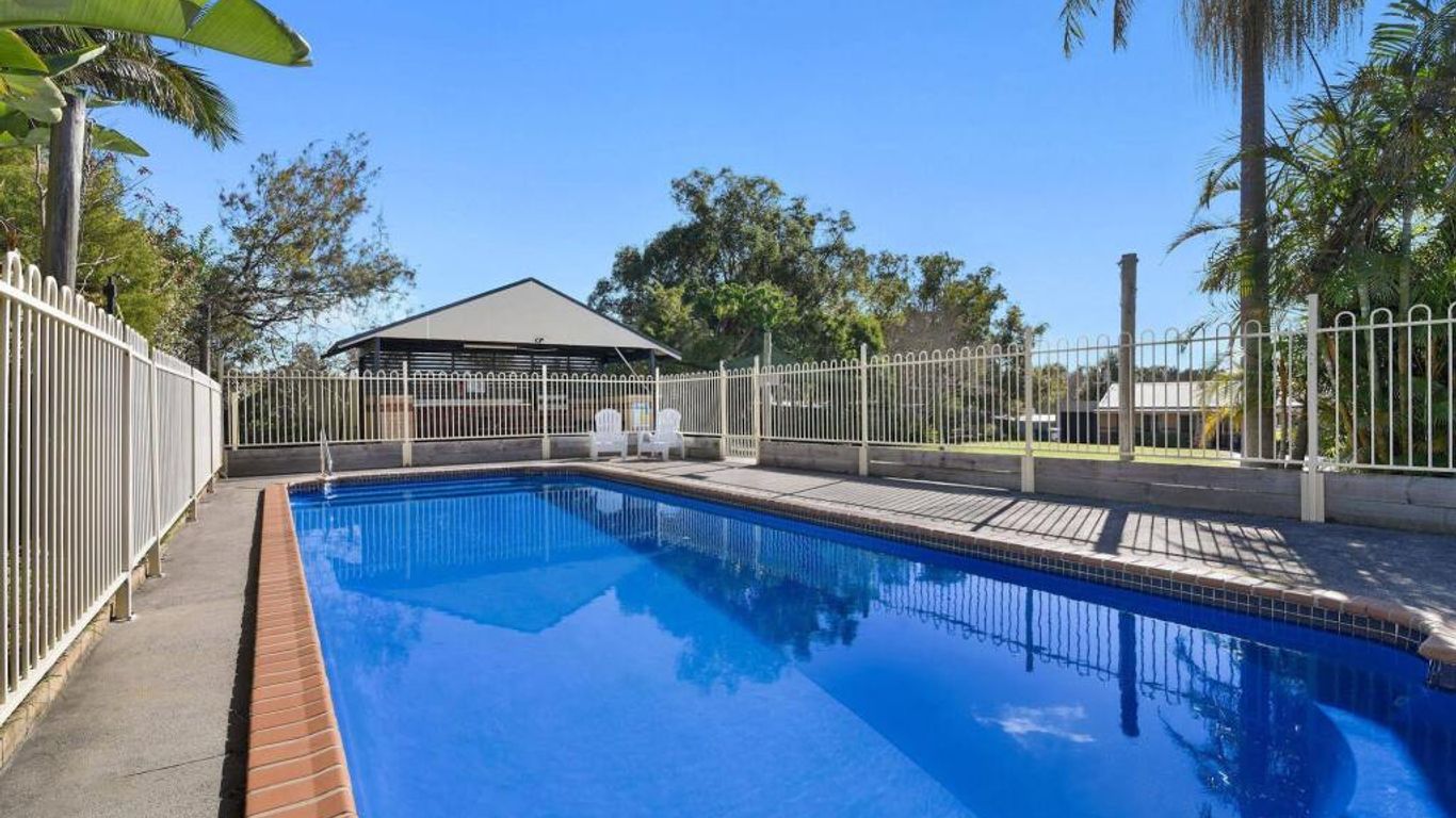 كاتالينا موتل ليك ماكواري