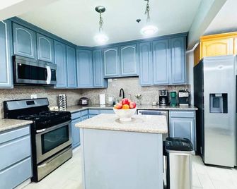 Launch Promotion Sunnyvale 3B2b Super Big House - Sunnyvale - Kitchen