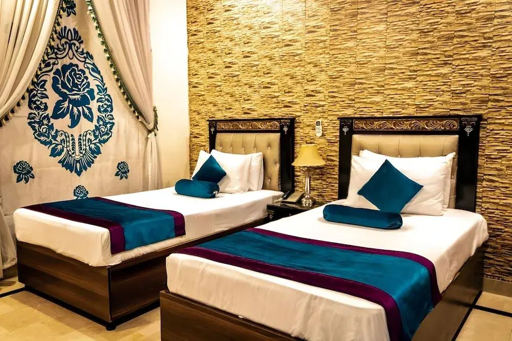 Rose Palace Hotel, Garden Town