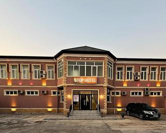 Stop Hotel - Sheki - Будівля