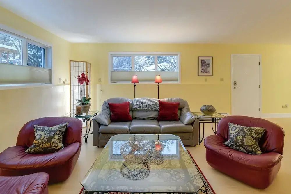 Anchorage Vacation Rental Near Coastal Trail! - אנקוראג' - סלון
