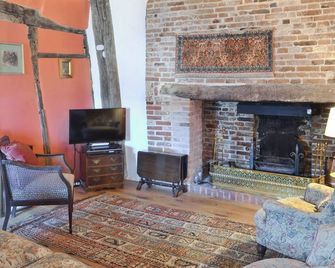 3 bedroom accommodation in Lavenham - Sudbury - Living room