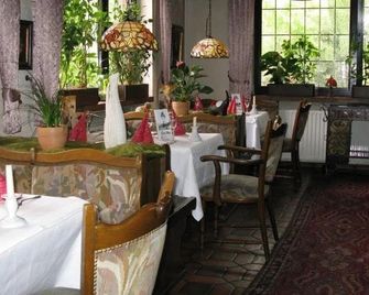 Hotel Restaurant Menden - Menden - Restaurante