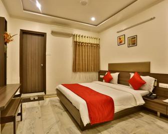 Hotel Kamran Palace - Ahmedabad - Habitación