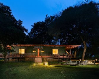 Jungle Hut Resorts - Masinigudi - Patio