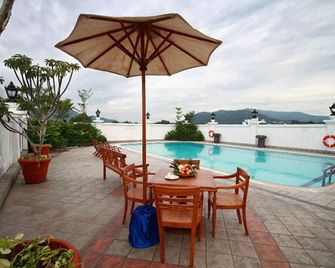 The Katerina Hotel - Batu Pahat - Bazén