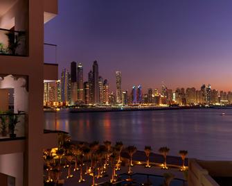 Fairmont The Palm - Dubai - Piscina