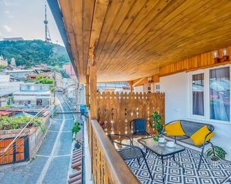 HB apartments Hill House - Tbilissi - Balcon