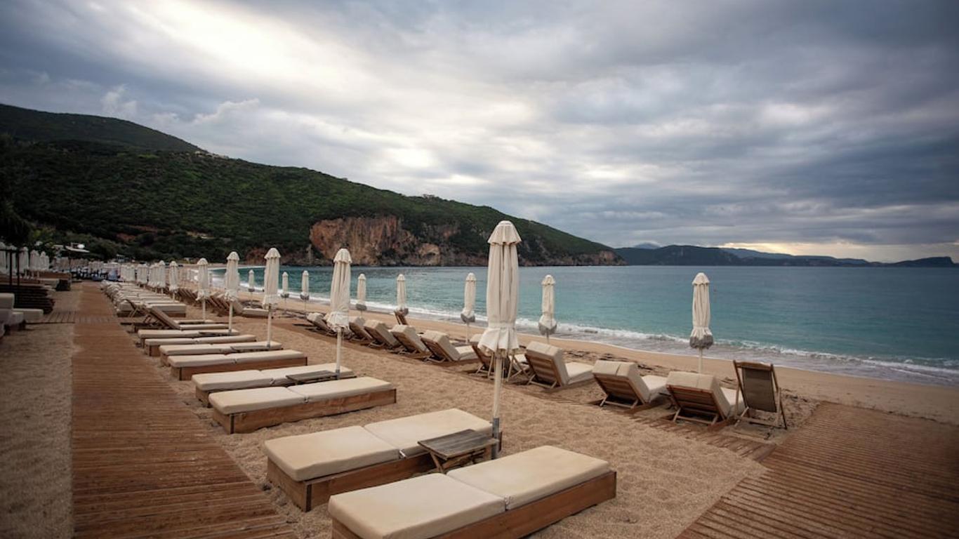 Enjoy Lichnos Bay Village, Camping, Hotel & Apartments