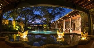 聖多明哥之家酒店 - 安地瓜古城 - 危地馬拉安地瓜 - 游泳池