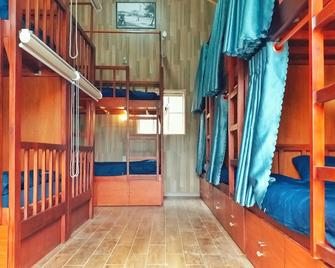 Degree 29 Hostel - Dalat - Bedroom