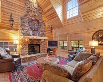 Log Cabin-Style Home with Private Hot Tub and Close Proximity to the Lake - Saugatuck - Living room