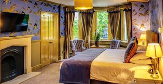 The Ayrlington - Bath - Bedroom