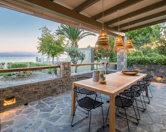 G2 pelionbeach villa - Vólos - Patio