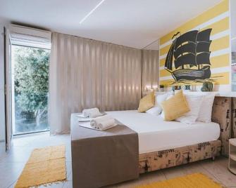 Avis Hotel - Novalja - Bedroom
