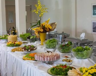 Itu Plaza Hotel - Itu - Buffet