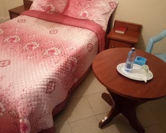 Blue Bay Hotel - Nakuru - Bedroom