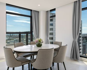 Meriton Suites Sussex Street - Sydney - Dining room