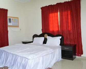 Al Eairy Furnished Apartments Nariyah 1 - Nairyah - Bedroom