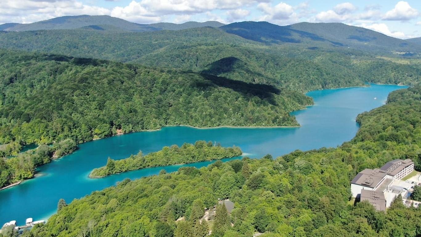 هوتل جيزيرو