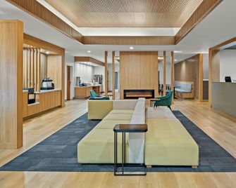 Fairfield Inn & Suites by Marriott Sacramento Elk Grove - Elk Grove - Front desk