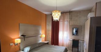 Hotel L'Approdo - Brindisi - Κρεβατοκάμαρα