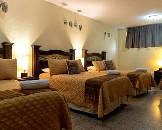 Hostal Donde Regina - Guatemala by - Soverom