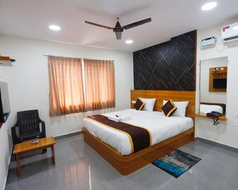 Mantra Lodge - Shimoga