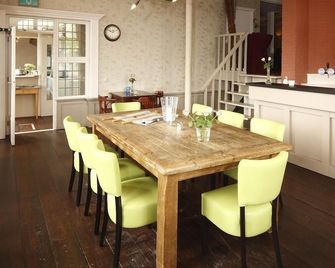 Hotel Restaurant Boven Groningen - Delfzijl - Comedor