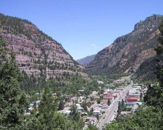 Bridal Veil Bed and Breakfast - Ouray - Näkymät ulkona