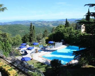 Villa Sant'Uberto Country Inn - Radda In Chianti