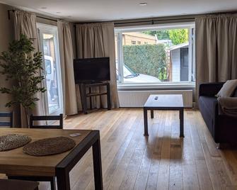 Chalet Op De Veluwe # Berk - Putten - Sala de estar