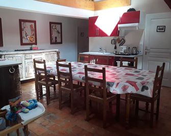 L'Escampette - Saint-Aubin-en-Charollais - Eetruimte