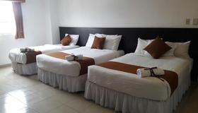 Hotel Via Espana - Panama City - Bedroom
