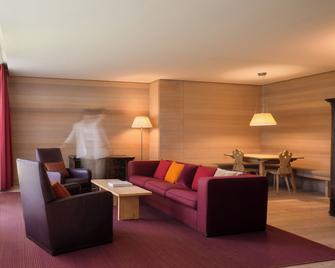 Vigilius Mountain Resort, a Member of Design Hotels - Lana - Living room