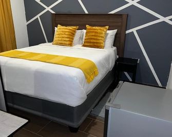 Gem Villa Inn - Kasane - Slaapkamer