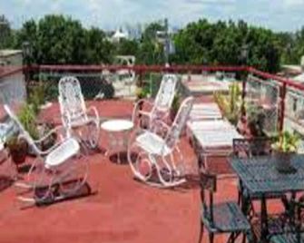 Hostal Casa Perla - Cienfuegos - Balcony