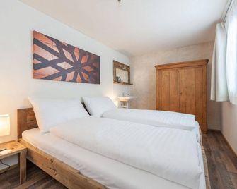 Hotel Kaiserstuhl - Lungern - Schlafzimmer