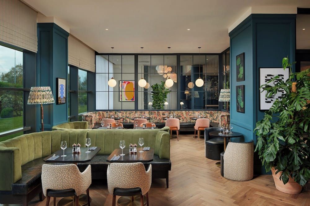 The Gateway Hotel - דנדולק - מסעדה