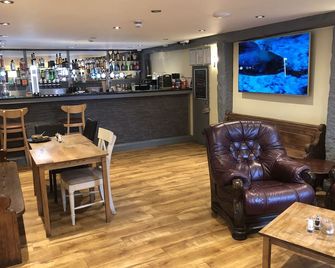 Rose and Crown - Goodwick - Bar