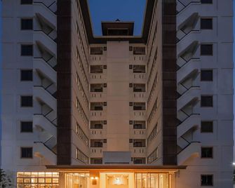 Mintara Hotel - Bangkok - Building