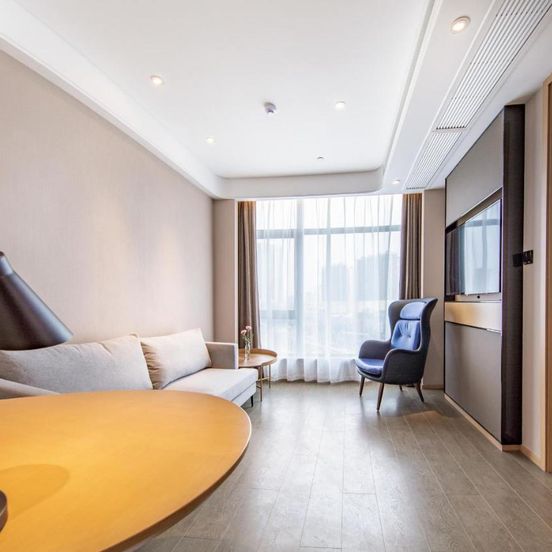 Atour Hotel Ningbo Yinzhou Wanda Mingzhouli image 1