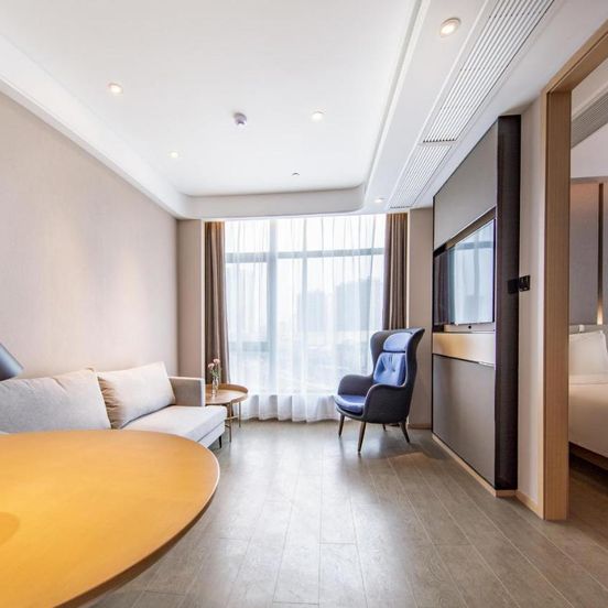 Atour Hotel Ningbo Yinzhou Wanda Mingzhouli image 1