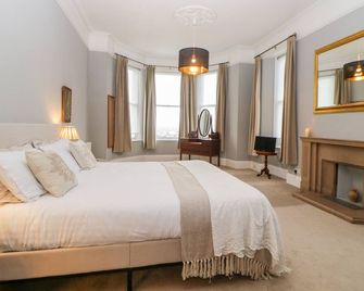 Holcombe House - Torquay - Bedroom