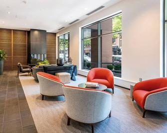 N Station 1br W Gym Roofdeck Nr Td Garden Bos-543 - Boston - Lounge