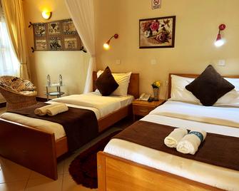 Sunset Hotel Entebbe - Entebbe - Bedroom
