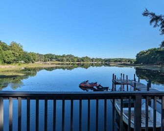 cozy lakeside retreat - Silver Springs - Балкон