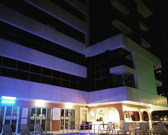 Servet 76 Grand Hotel - Kizkalesi - Будівля