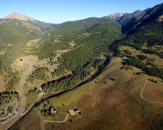 Lone Mountain Ranch - Big Sky - Building